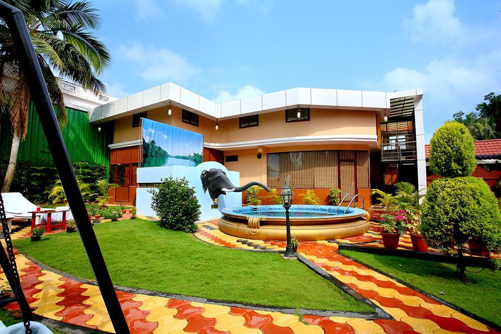 Sreeragam Luxury Villa Retreat Kochi Exterior photo